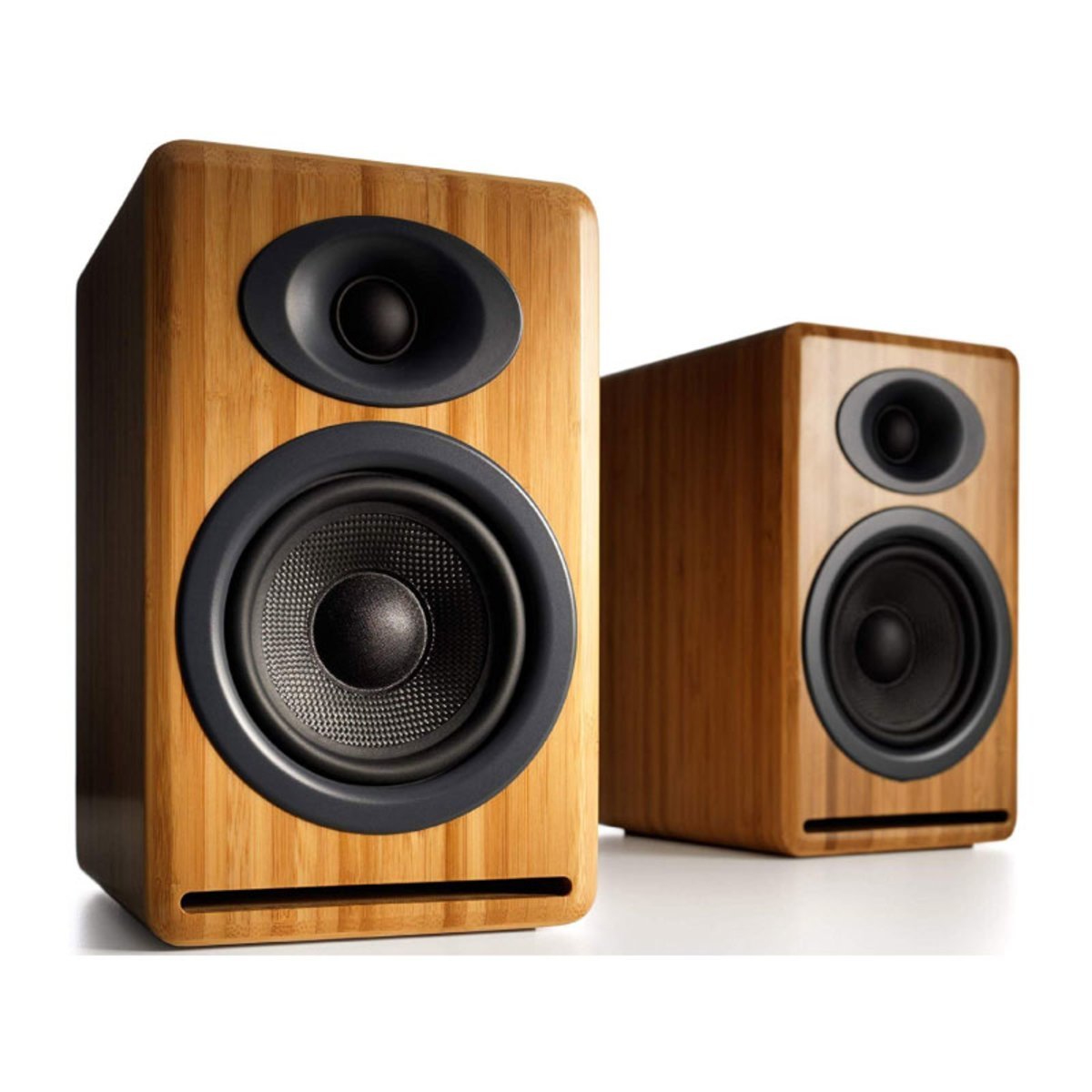 17707080419595-19000-201905151557902718audioengine-p4-passive-speaker-81200x1200.jpg